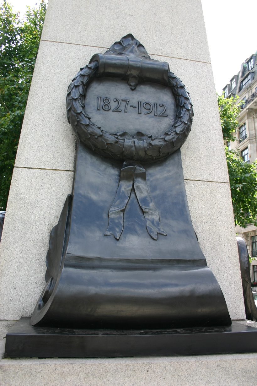Joseph%20Lister%27s%20monument%2C%20London%20-%2008.JPG